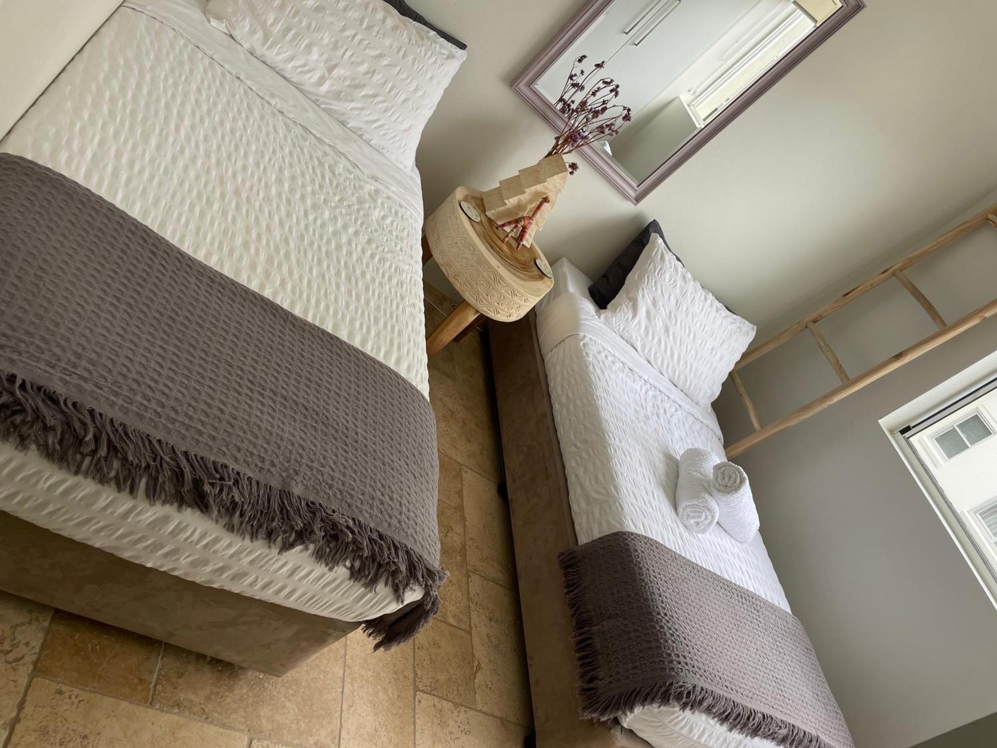 Manly Beachfront Stay Сидней Номер фото